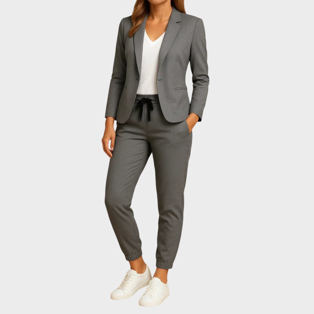 Lana | Elegantan set s jaknom i hlačama
