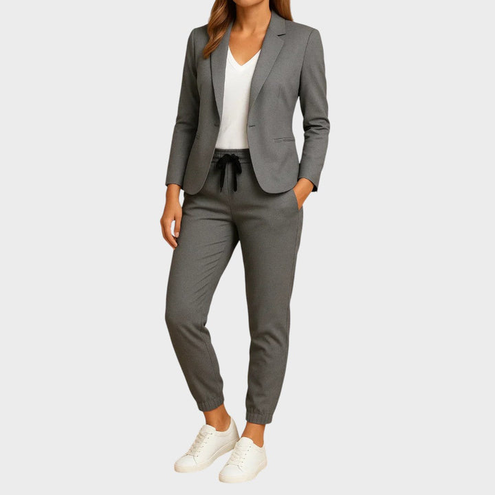 Lana | Elegantan set s jaknom i hlačama